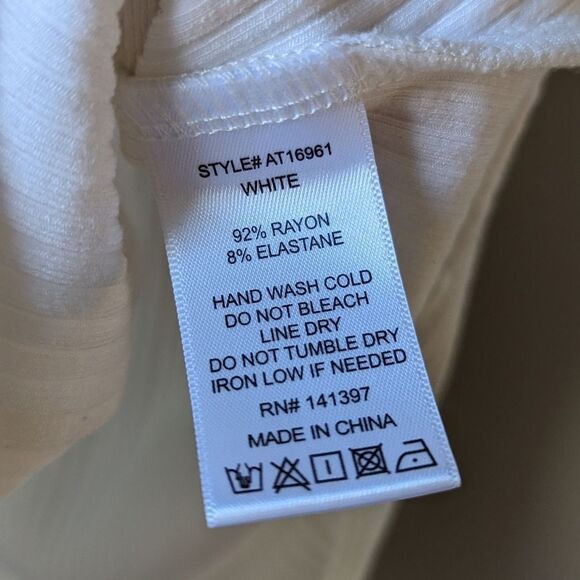 ASTR 90s Ribbed White Cutout Bodysuit Women's Size Small NWOT - Picture 13 of 14